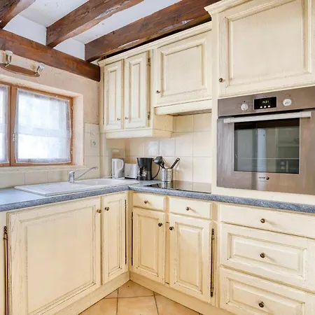 Hébergement de vacances Charming House 56P - Ideal Normandy Getaway! *